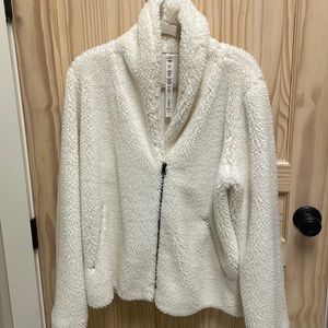 Alo yoga white teddy coat faux fur size large. Took off tags, but never worn!